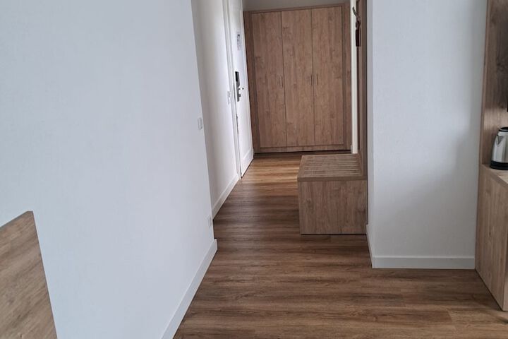 Room 73 of 131
