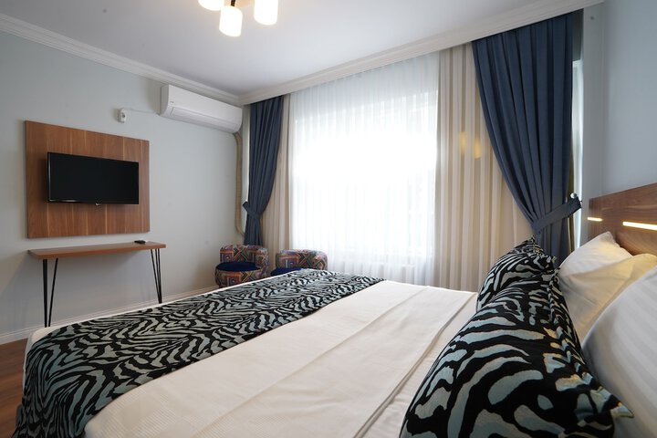 Room 14 of 29