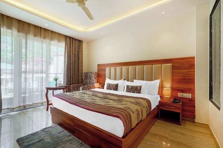 Room 10 of 25