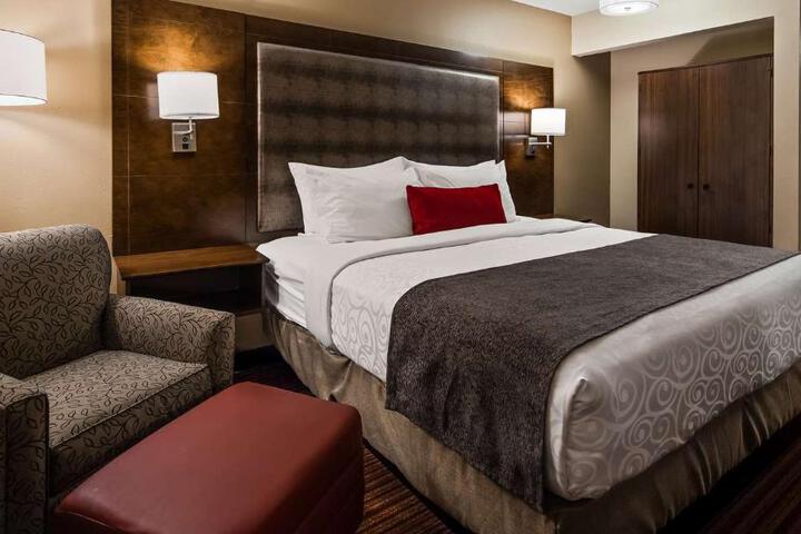 2 Queen Beds (6 of 20)