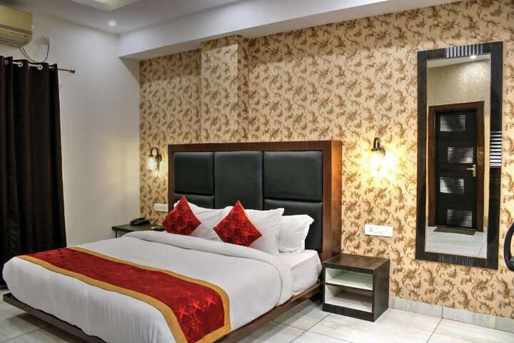 Room 5 of 46