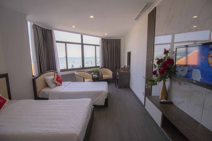 Room 21 of 42