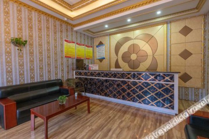 Hotel Interior 11 of 18