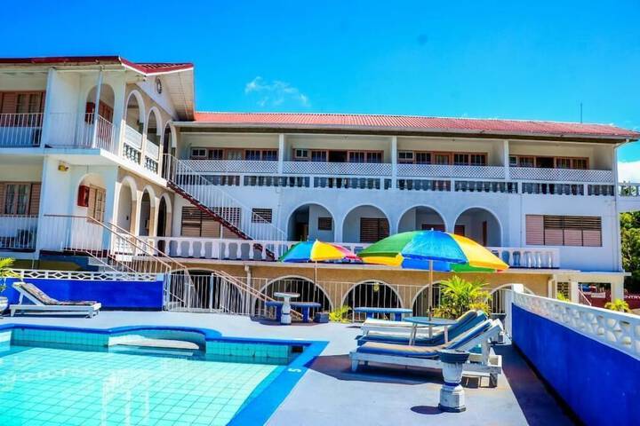 Pool Hotel