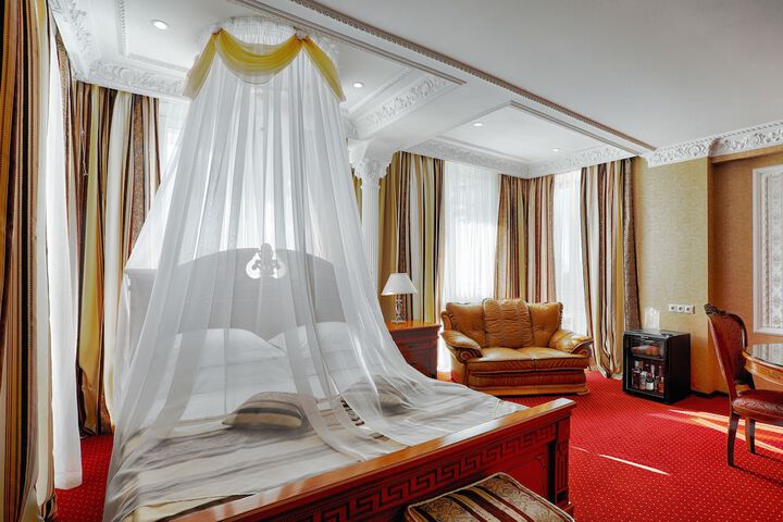 Room 14 of 72