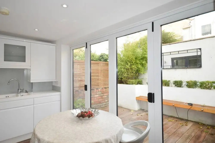 Terrace/Patio 6 of 12