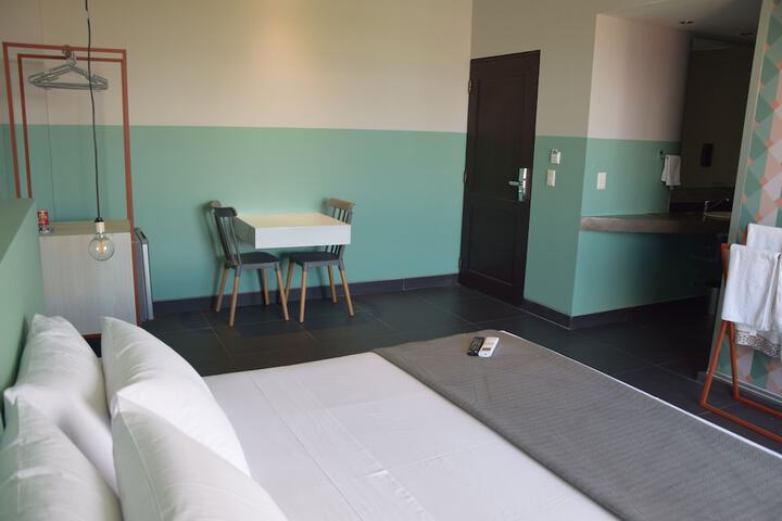 Room 54 of 118