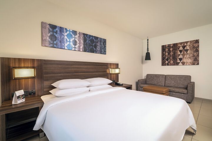 Room 14 of 50