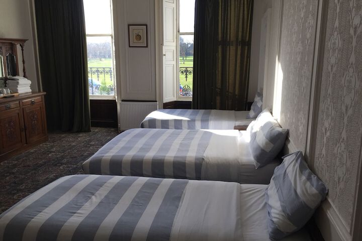 Room 5 of 37