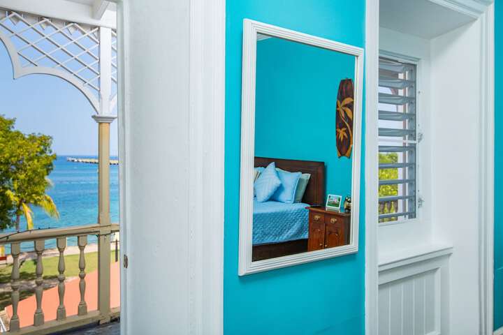 Room 29 of 171