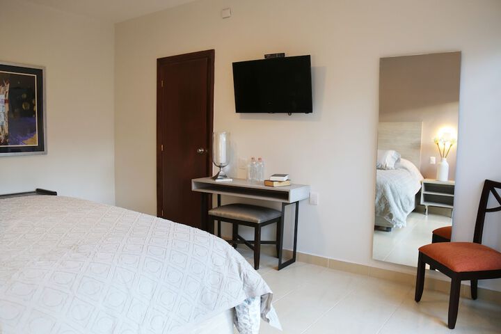 Room 12 of 53