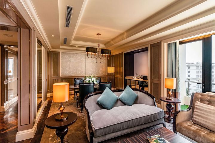 Room 15 of 109