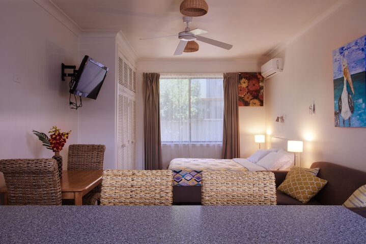 Room 28 of 62