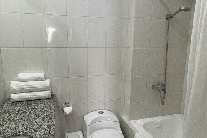 Clean Restrooms