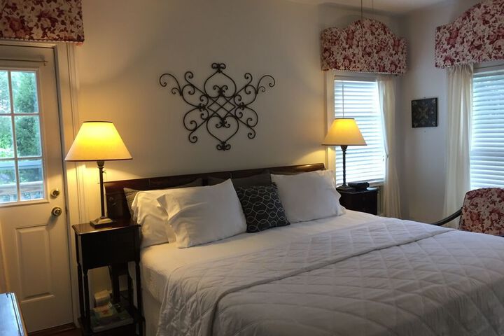 Room 5 of 70