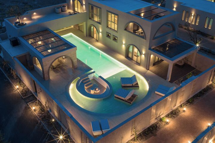 Pool 107 of 312