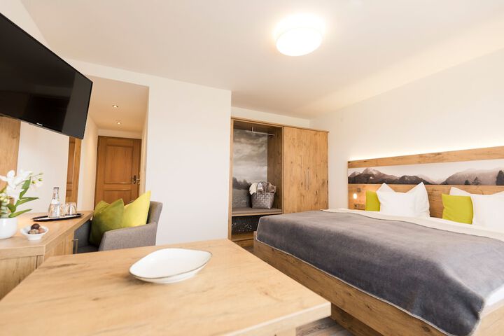 Room 4 of 46