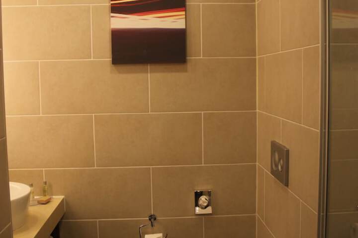 Room 30 of 70