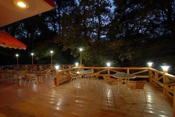 Terrace/Patio 8 of 15