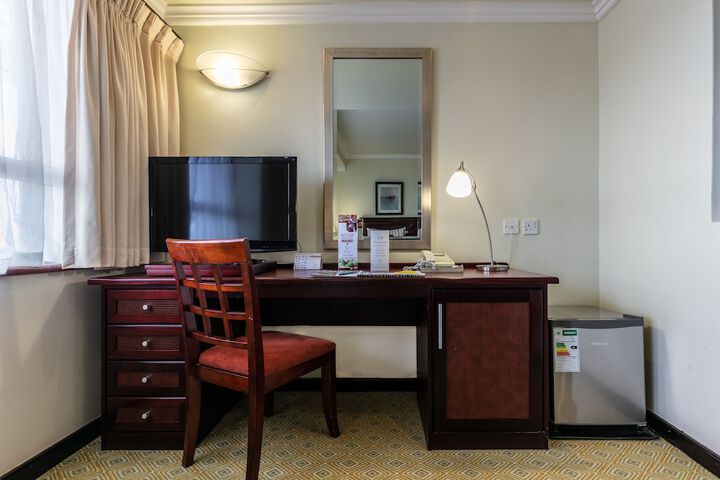 Room 7 of 34