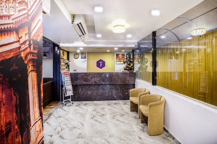 Capital O 48482 Hotel Tribecca Inn