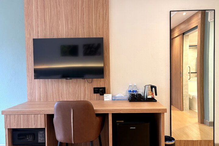 Room 20 of 64