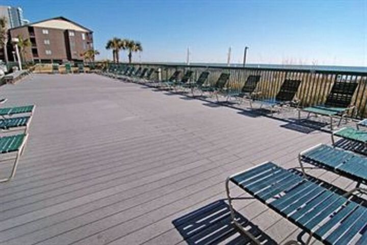 Terrace/Patio 35 of 36