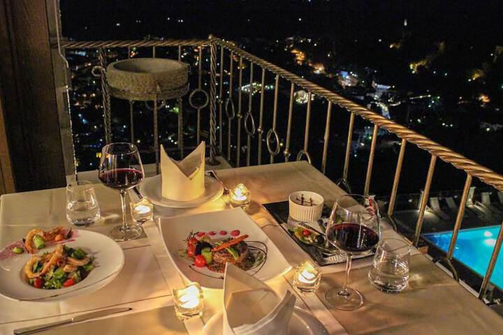 Dining 88 of 97