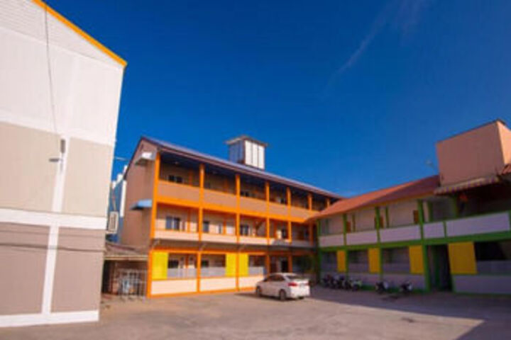 Siriporn Hotel