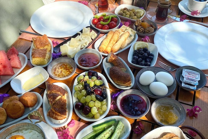 Breakfast/Coffee Service 38 of 63