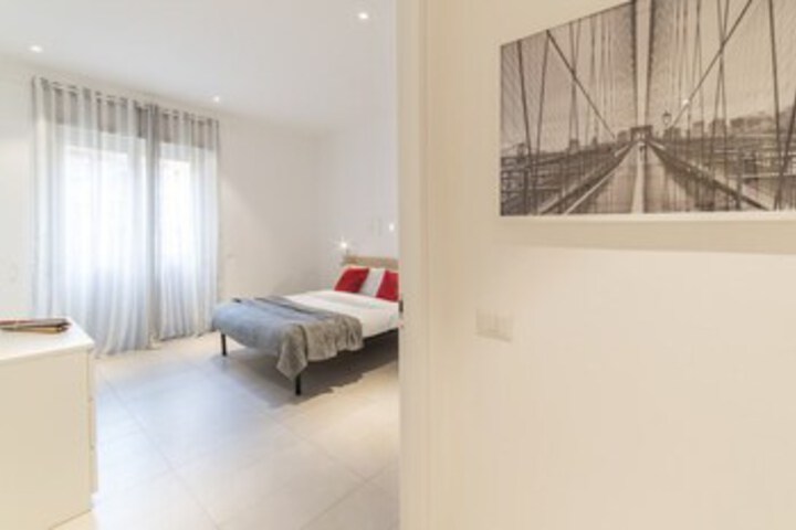 Room 20 of 37