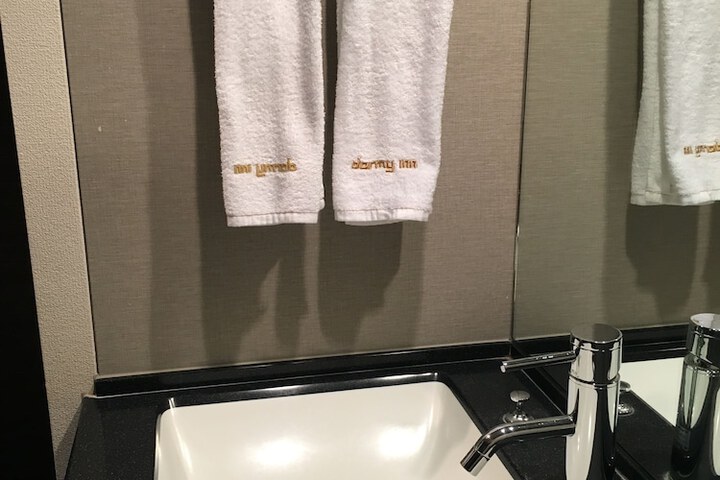 Room 20 of 66