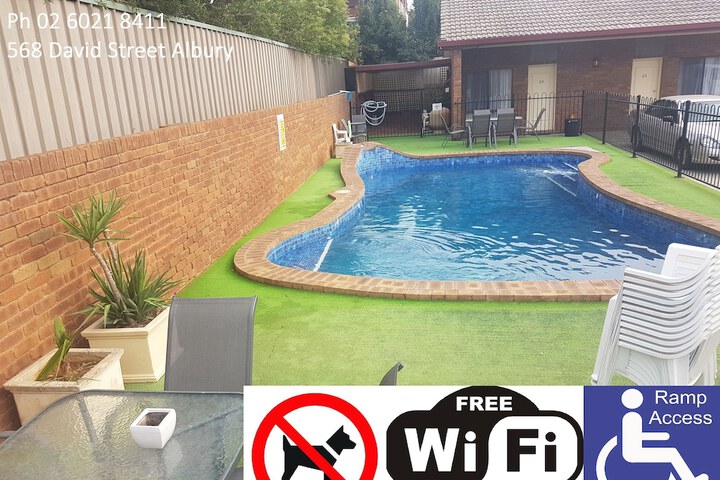 Pools & Facilities