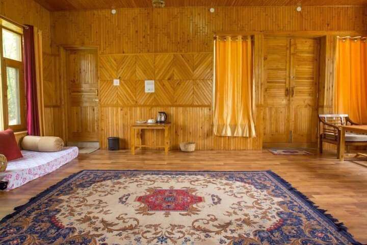 Room 2 of 4