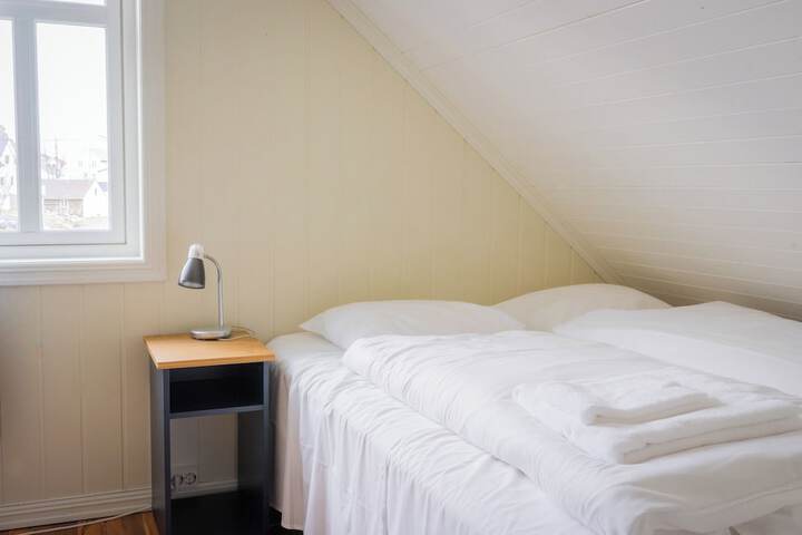 Room 156 of 262