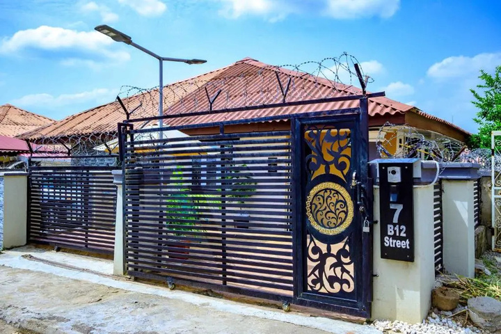 House 7 Mbora: 2 Bedroom Apartment. Beyond a Hotel Room. Total Privacy. A Home Away From Home.
