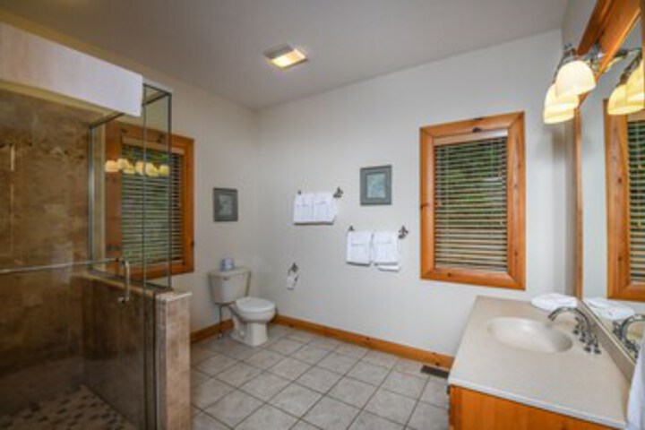 Room 5 of 24