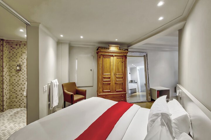 Room 15 of 70