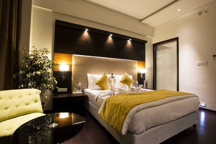 Room 8 of 21