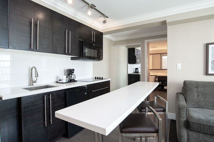 Private kitchenette