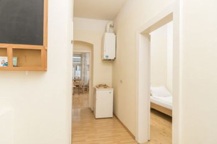 Room 106 of 122