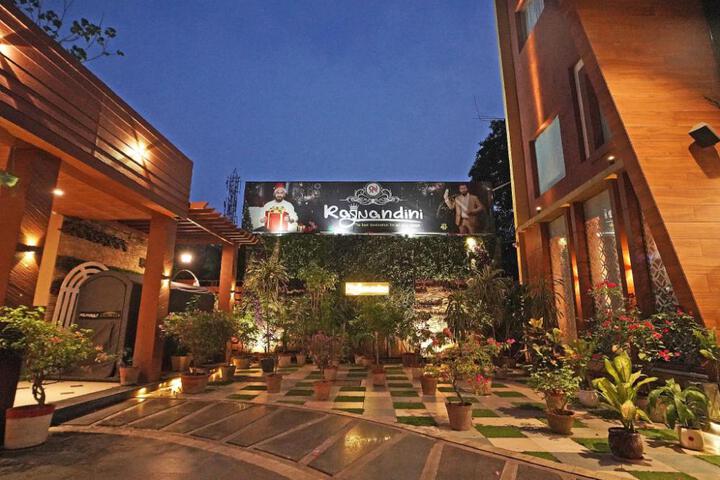 HOTEL RAJNANDINI