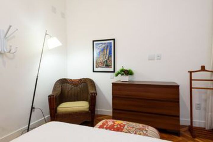 Room 17 of 32