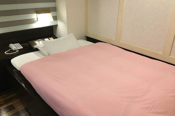 Room 19 of 52