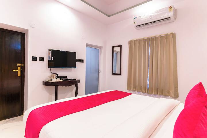 Room 7 of 34