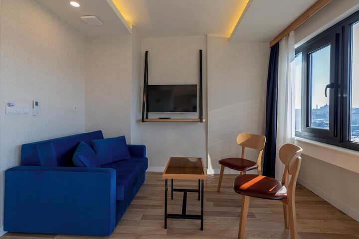 Room 47 of 54