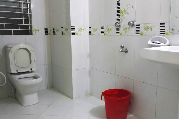 Room 20 of 24