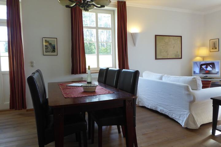 Room 9 of 44
