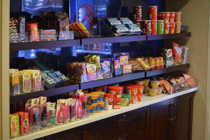 Snack bar