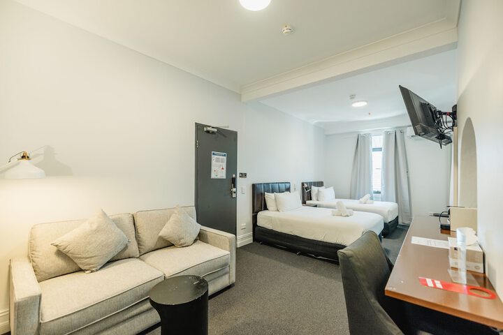 Room 18 of 51